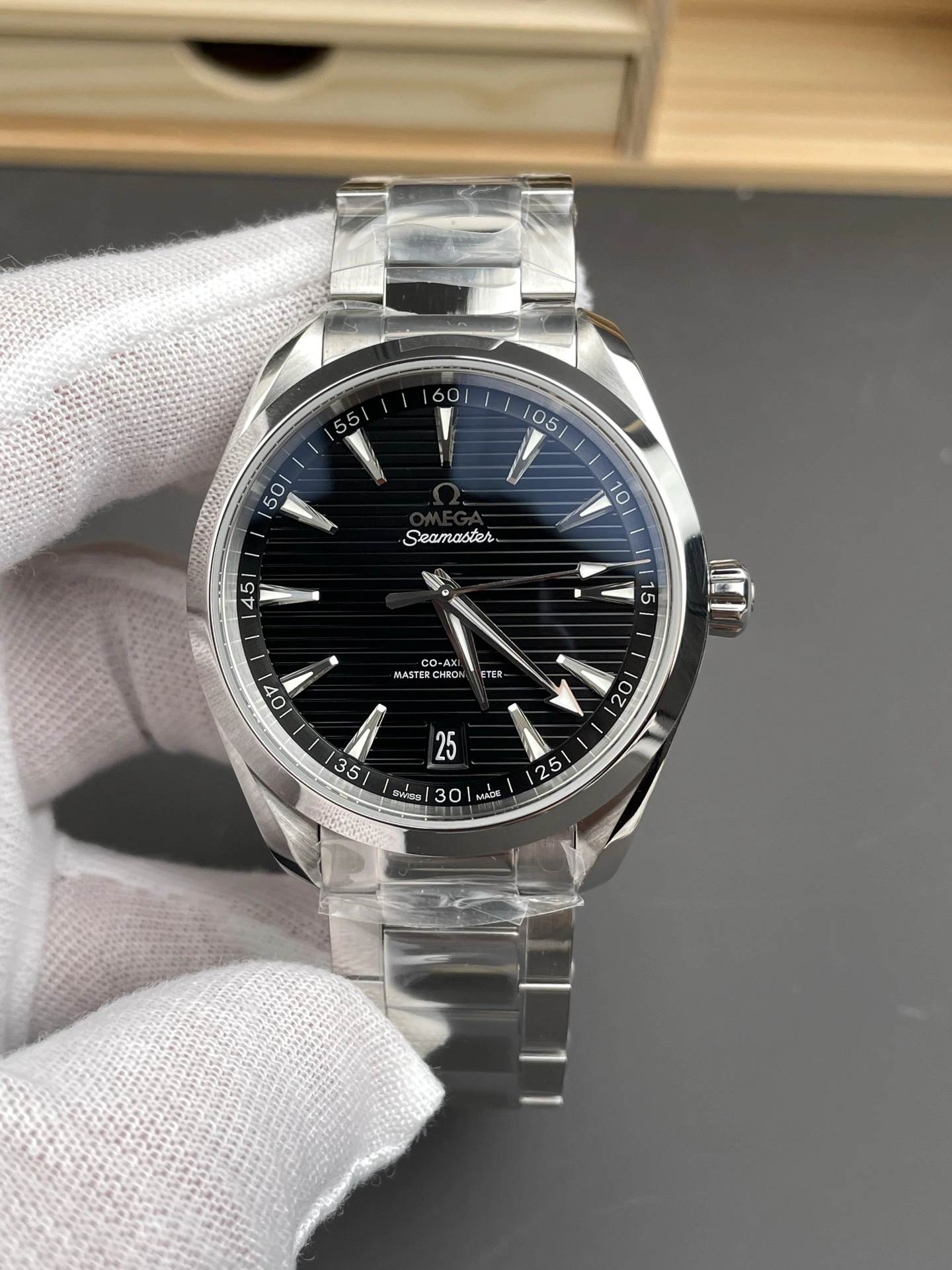 CBD Factory Omega Seamaster Aqua Terra 150M 41mm Black Dial Steel Bracelet (220.10.41.21.01.001) 1:1 Super Clone – DD8900 Movement Neat 255